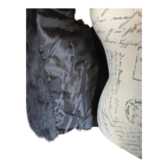Sebby Collection Black Faux Fur Knit Vest L - Picture 5 of 11